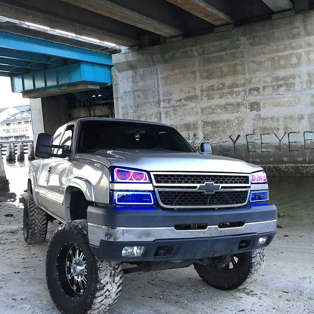 03-07 Chevrolet Silverado 4 Ring & Top & Bottom Perimeter Halo Headlight Build